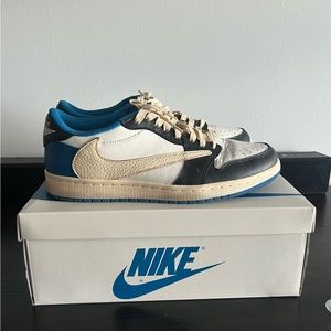 Air Jordan 1 Low Travis Scott x Fragment (Size 10)